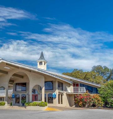 Best Western Sunday House Inn