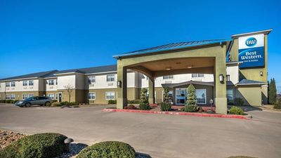 Best Western Club House Inn & Suites