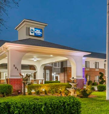 Best Western Fort Worth Inn & Suites