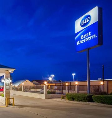 Best Western Regency Inn & Suites
