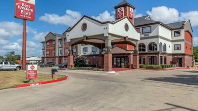 Best Western Plus Victoria Inn & Suites