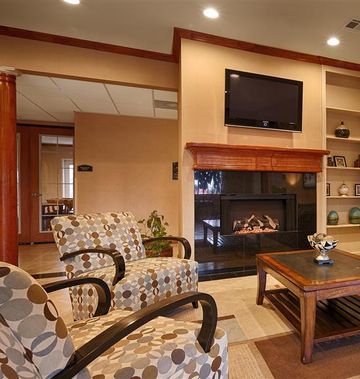 Best Western Cleveland Inn & Suites
