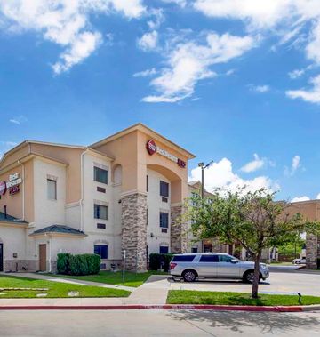 Best Western Plus Burleson Inn & Suites