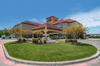 Best Western Plus Monica Royale Inn Stes
