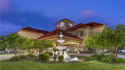 Best Western Plus Monica Royale Inn Stes