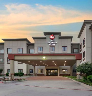 Best Western Plus Texoma Hotel & Suites