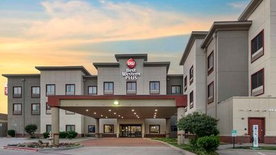 Best Western Plus Texoma Hotel & Suites