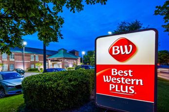 Best Western Plus Addison Galleria Hotel