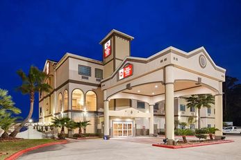 Best Western Plus New Caney Inn & Suites