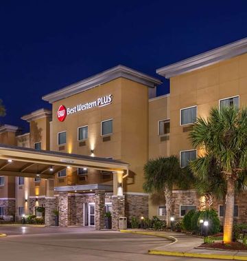 Best Western Plus Lake Jackson