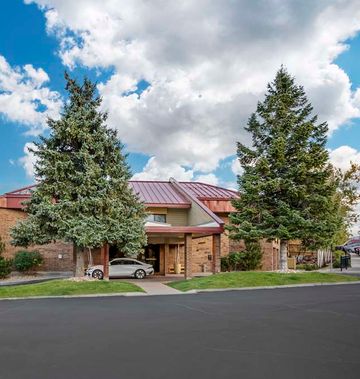 Best Western Plus Landmark Inn