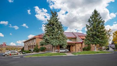 Best Western Plus Landmark Inn
