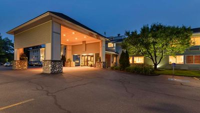Best Western Plus Windjammer Inn & Conf