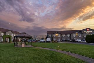 Best Western Plus Inn at Horse Heaven