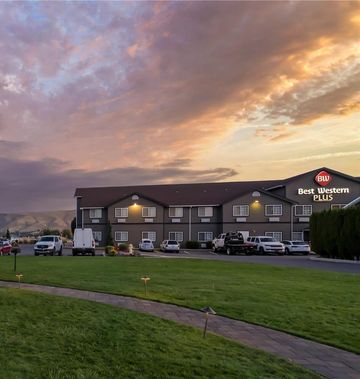 Best Western Plus Inn at Horse Heaven