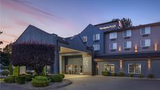 Best Western Plus Peppertree Auburn Inn