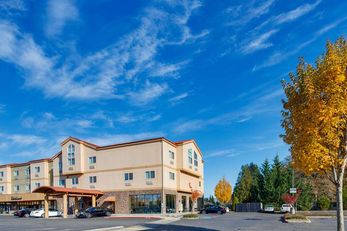 Best Western Plus Battle Ground Inn Stes