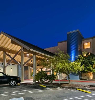Best Western Plus Silverdale Beach Hotel