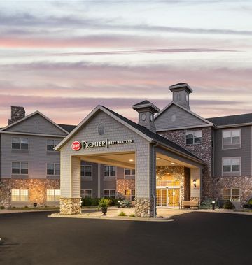 Best Western Premier Bridgewood Resort