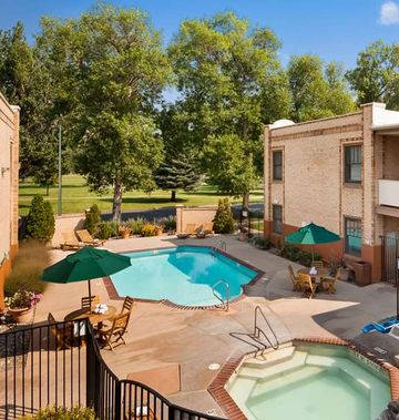 Best Western Plus Plaza Hotel