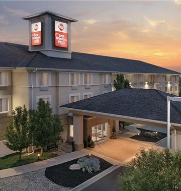 Best Western Plus Frontier Inn