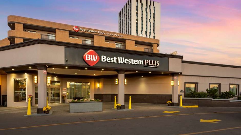 Best Western Plus Village Park Inn Exterior