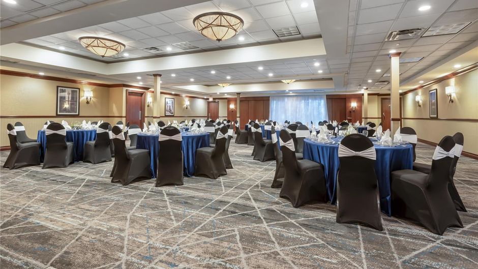 Best Western Plus Port O'Call Hotel Ballroom