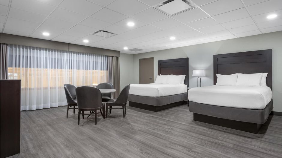 Best Western Plus Port O'Call Hotel Room