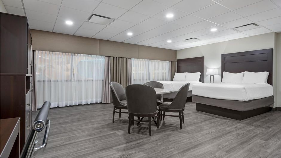Best Western Plus Port O'Call Hotel Room