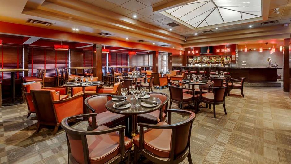 Best Western Premier Denham Inn & Suites Restaurant
