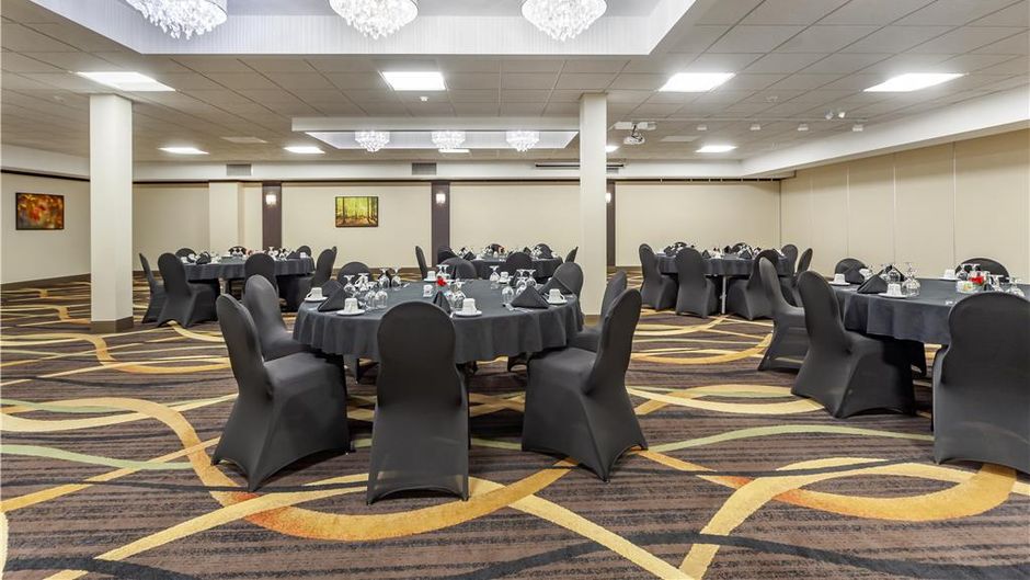 Best Western Wayside Inn Ballroom