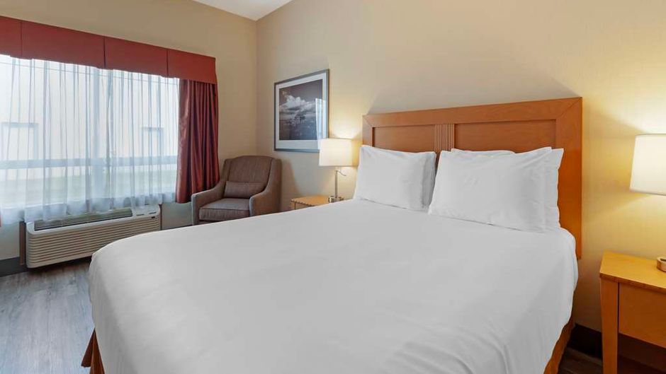 Best Western Grande Prairie Htl & Suites Room