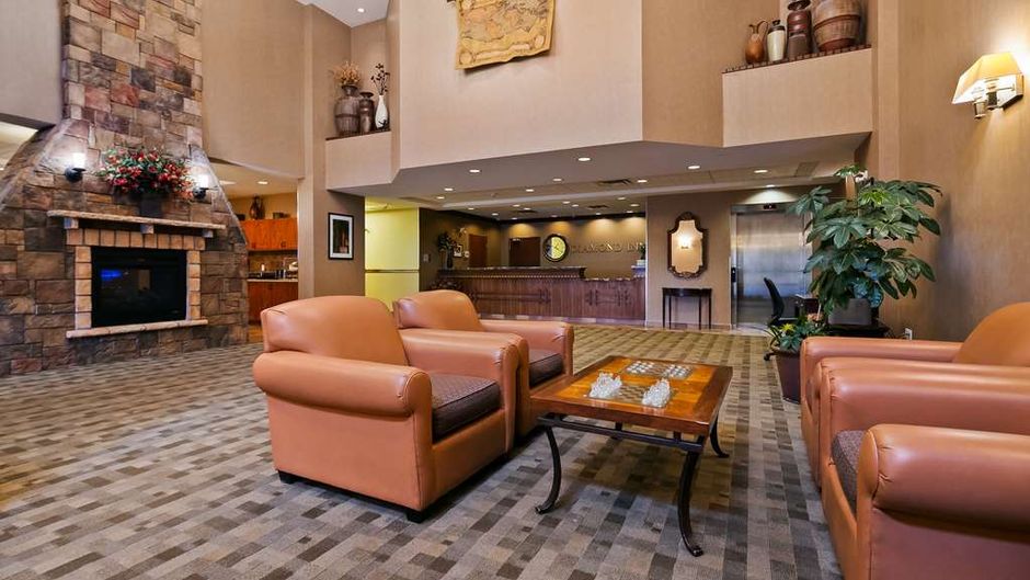 Best Western Diamond Inn Lobby