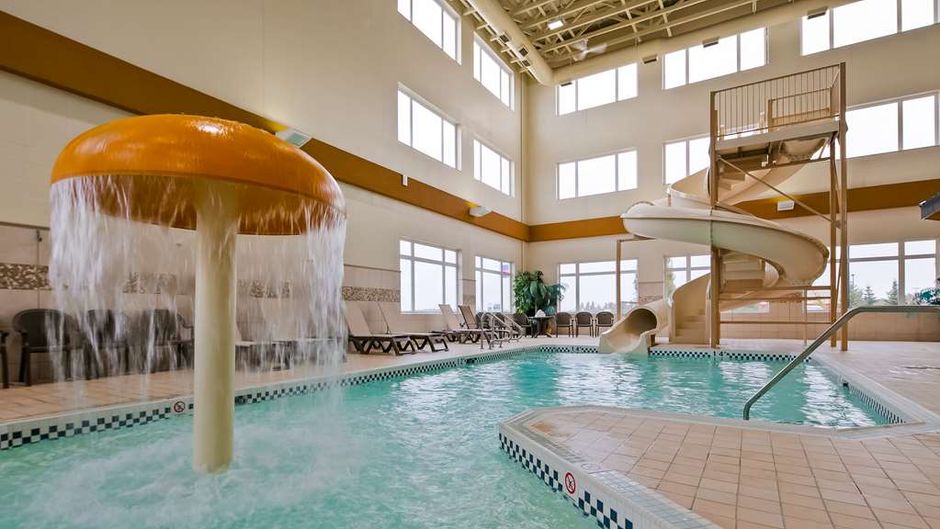 Best Western Sunrise Inn & Suites Pool
