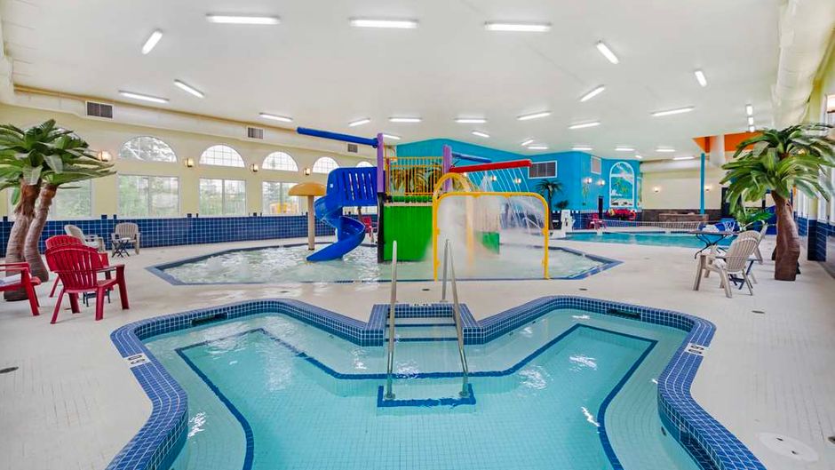 Best Western Plus Mirage Hotel & Resort Pool