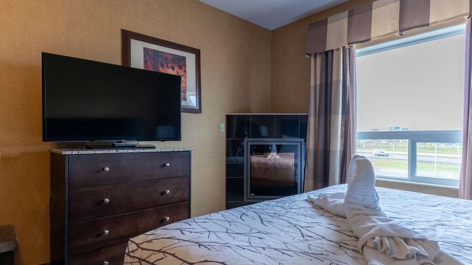 Best Western Plus South Edmonton Inn/Ste Room