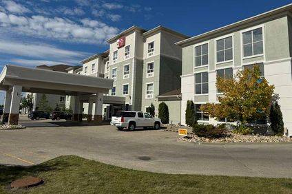 Best Western Plus South Edmonton Inn/Ste