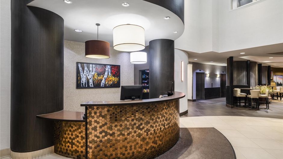 Best Western Premier Freeport Inn/Stes Lobby