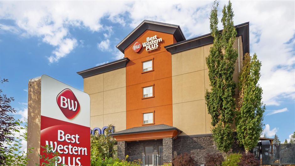 Best Western Plus The Inn at St. Albert Exterior