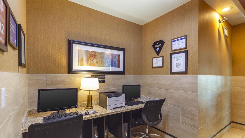 Best Western Plus Sherwood Inn & Suites Other