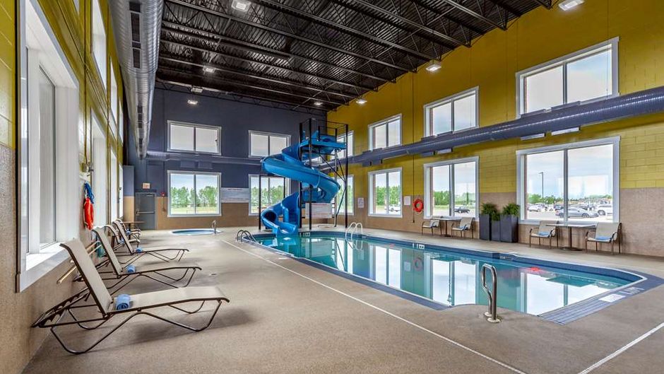 Best Western Plus Meridian Hotel Pool