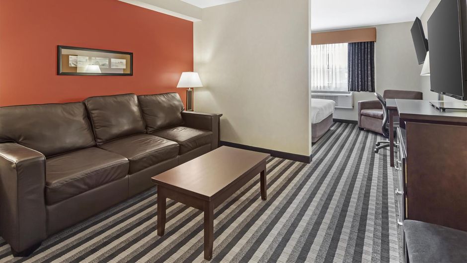 Best Western Plus Meridian Hotel Room
