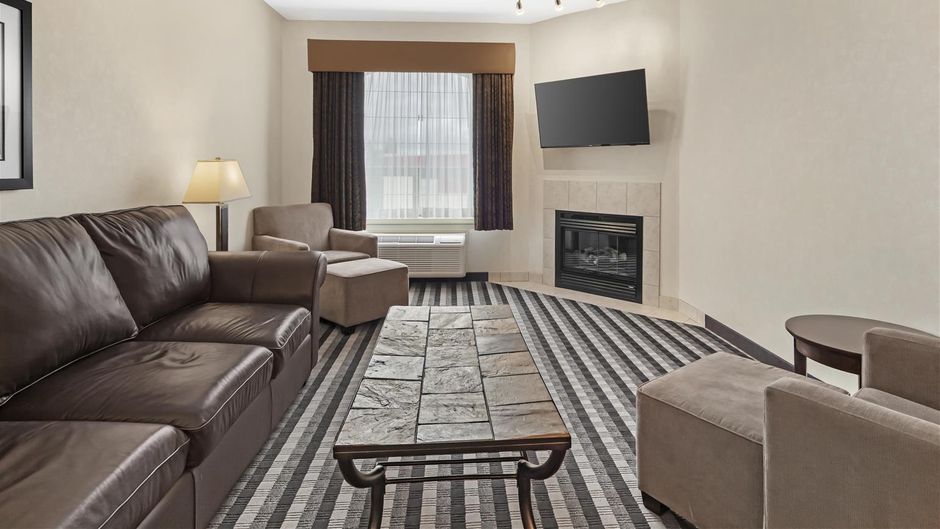 Best Western Plus Meridian Hotel Room