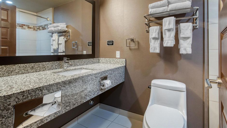 Best Western Plus Fox Creek Room