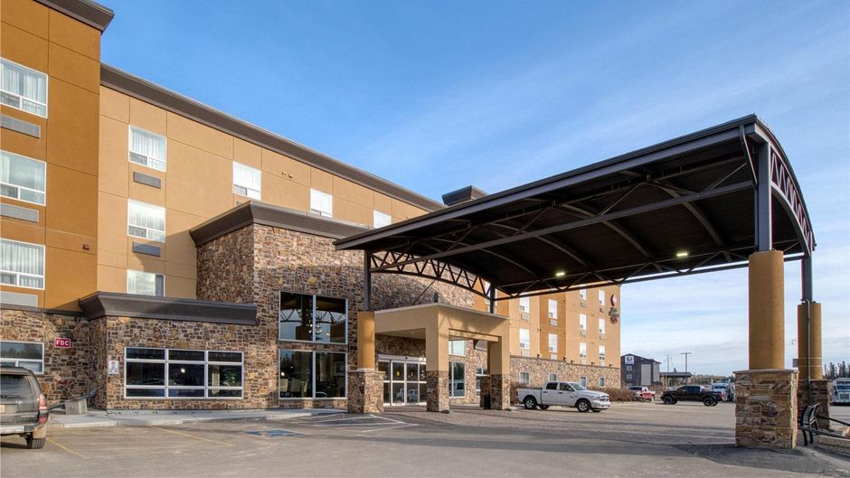 Best Western Plus Fox Creek Exterior