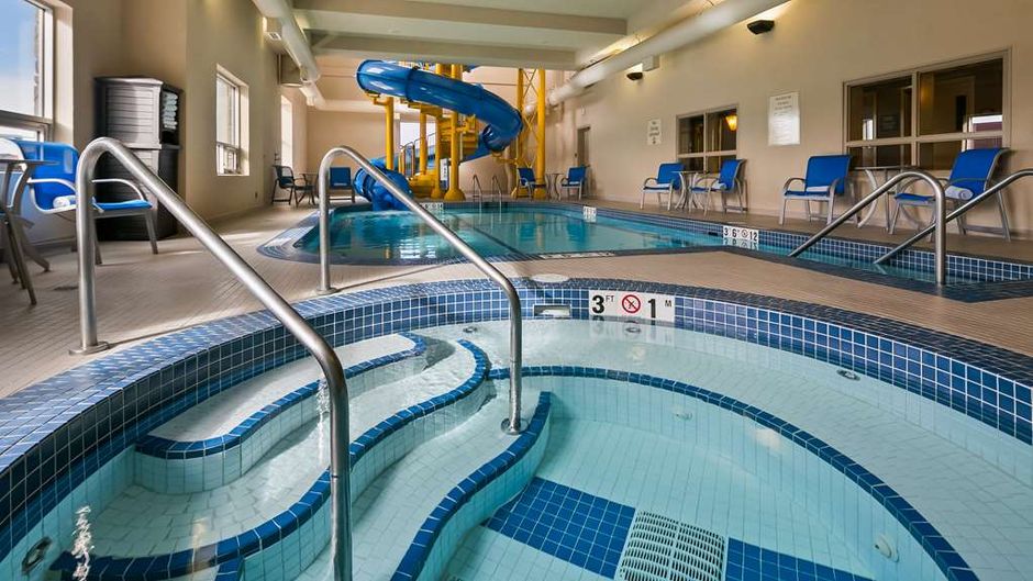 Best Western Plus Okotoks Inn & Suites Pool