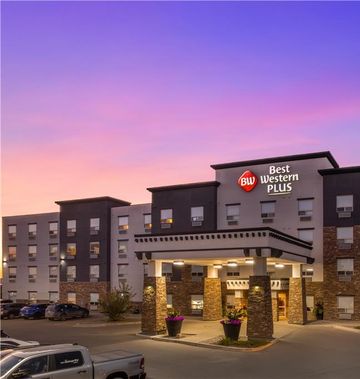 Best Western Plus Service Inn & Suites