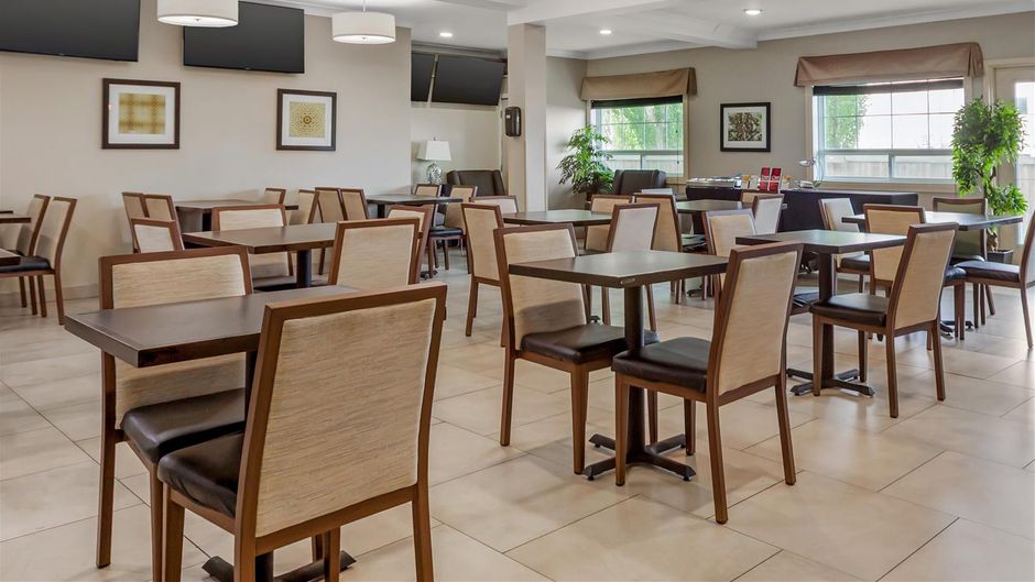 Best Western Plus Fort Saskatchewan Inn Restaurant