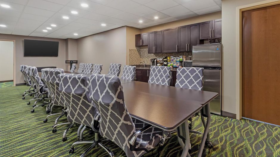 Best Western Plus Fort Saskatchewan Inn Meeting