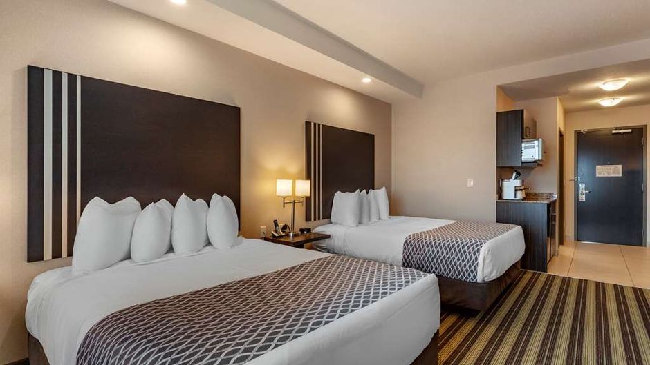 Best Western Plus Drayton Valley All Sts Room